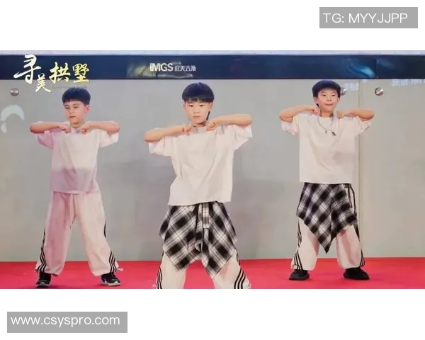 杭州街舞队战术引发热议舞者们的创意与争议交织成精彩对决 杭州街舞队战术引发热议舞者们的创意与争议交织成精彩对决