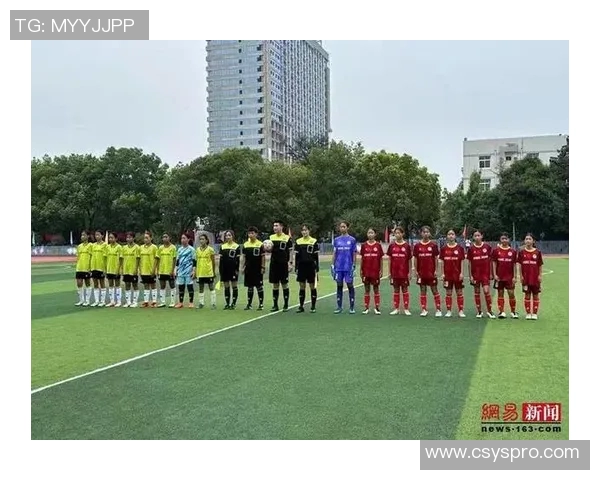 刘秀英独家分享足球心得与技巧助你提升球技与战术理解