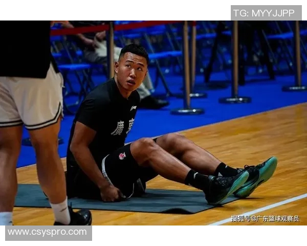 贺希宁：从新星崛起到篮球赛场的闪耀之路与未来展望